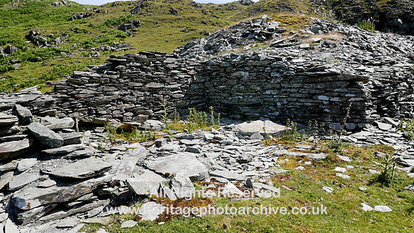 HRS 11215 Dunnerdale, Stainton Ground quarry, drystone building 2022