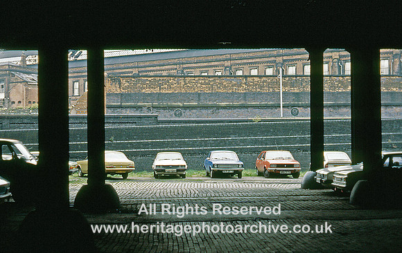 HRS 1152 Manchester, Salford Junction Canal, Great Northern Goods warehouse 1980