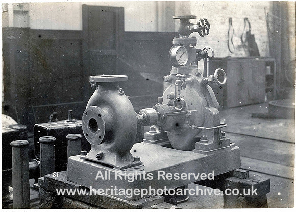 HRS 2152 Whitehead & Poole Steam regulator