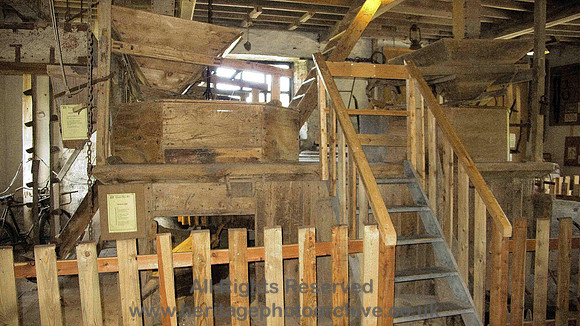 HRS 2203 Gleaston Mill machinery