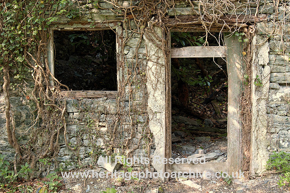 HRS 5531 Dr Johnsons cottage, Denbigh  2005