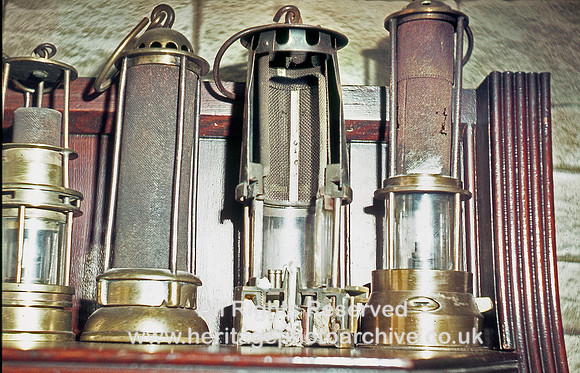 HRS 1490 Protector Lamp Company, old lamps
