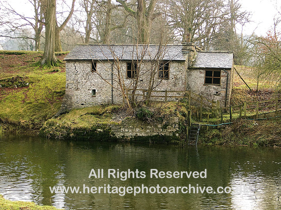 HRS 4744 Levens, Riverside building