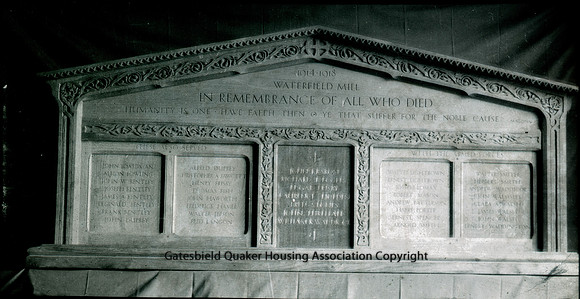 Waterfield Mill Darwen FWW commemoration plaque_055