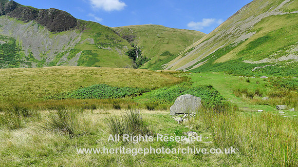 HRS 7539 Cautley Valley, stones mark archaeological area