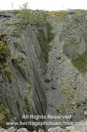 HRS 4313  Y Fron Quarry, cleavage plane slate 2008