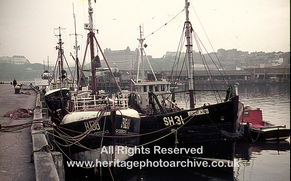 HRS 10820 Scarborough, boats c1975