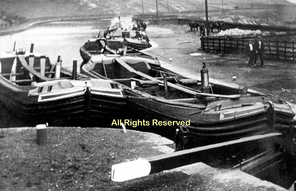 Boats waiting above Nob End Locks