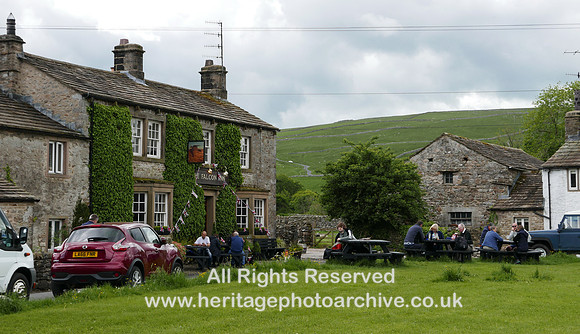 HRS 10927 Arncliffe, The Falcon Inn