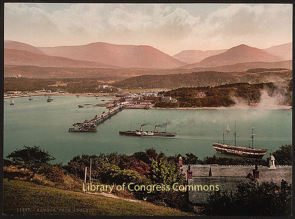 Bangor, Pier and town