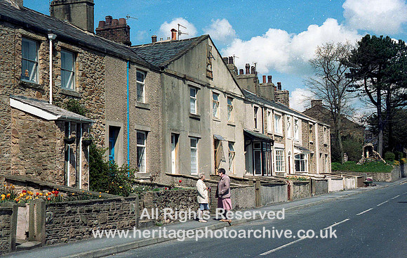 HRS 1612 Sabden, Pendle, Dial Row