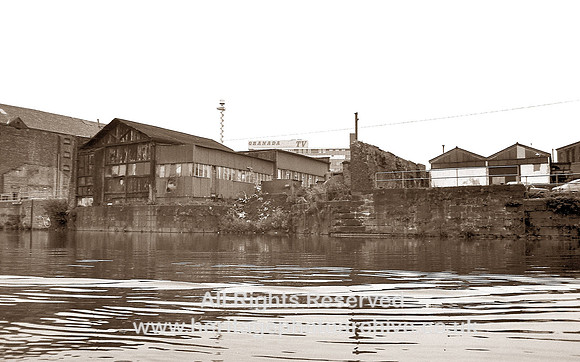 HRS 1135 Manchester, Salford Junction Canal, river entrance lock 1970s