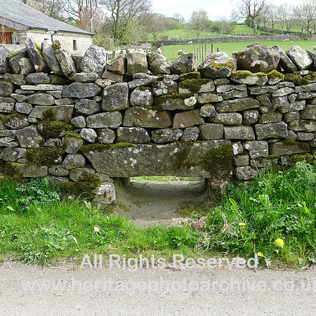 HRS 8922 Great Asby, drainage smoot in dry stone wall L1150431
