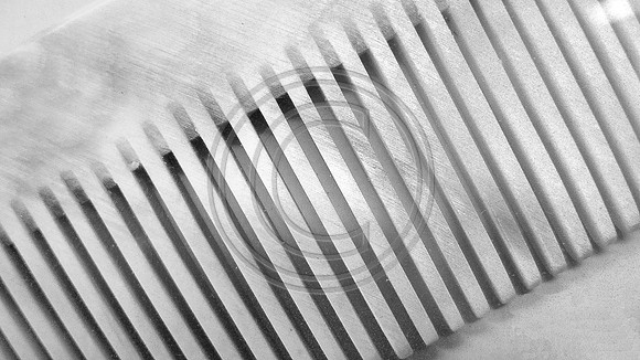 Milnthorpe Mill,  Old Horn comb close-up of cut teeth