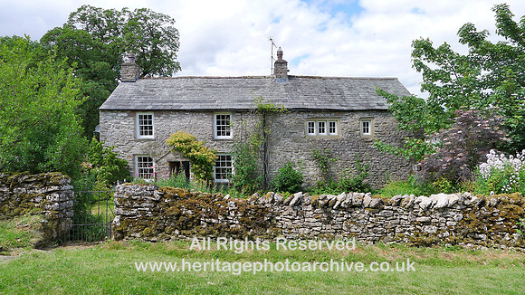 HRS 9496 Little Asby, 17th century cottage L1170834