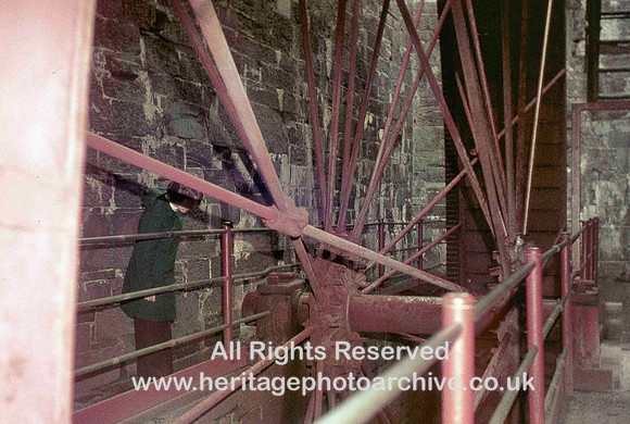 HRS 1411 Waterwheel Llanberis slate museum nd